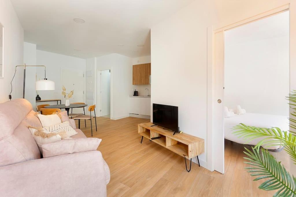 Apartamentos Aptio Oviedo Esterno foto