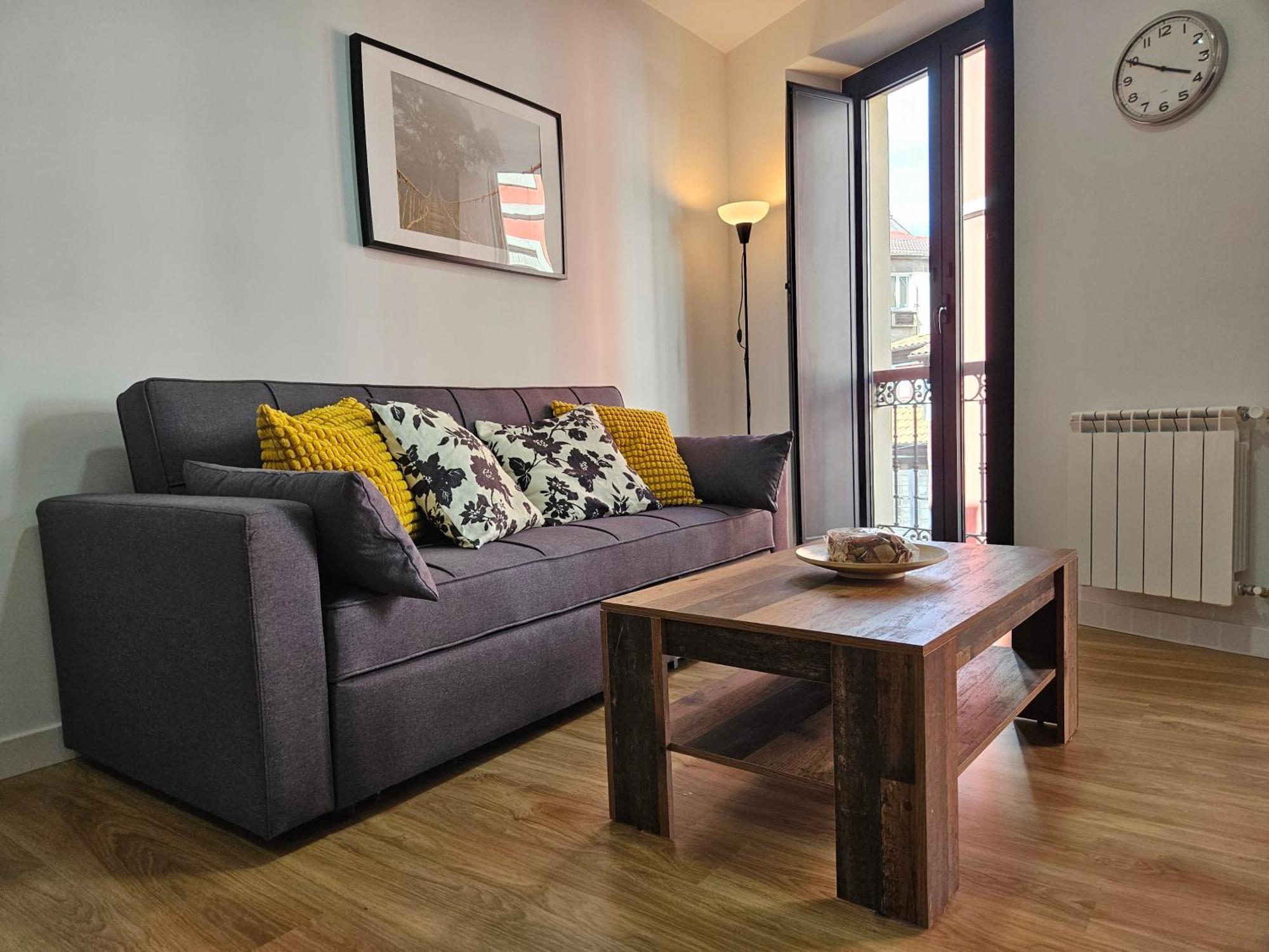 Apartamentos Aptio Oviedo Esterno foto