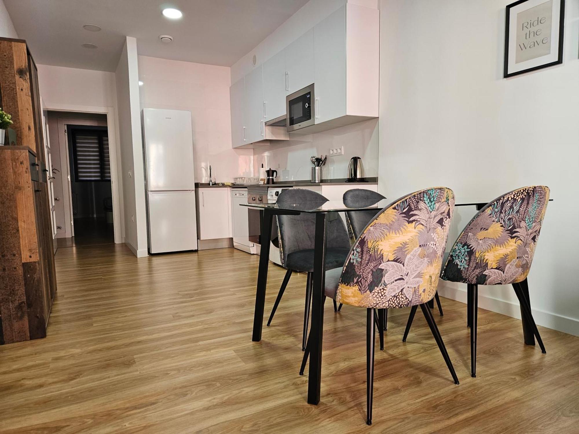 Apartamentos Aptio Oviedo Esterno foto