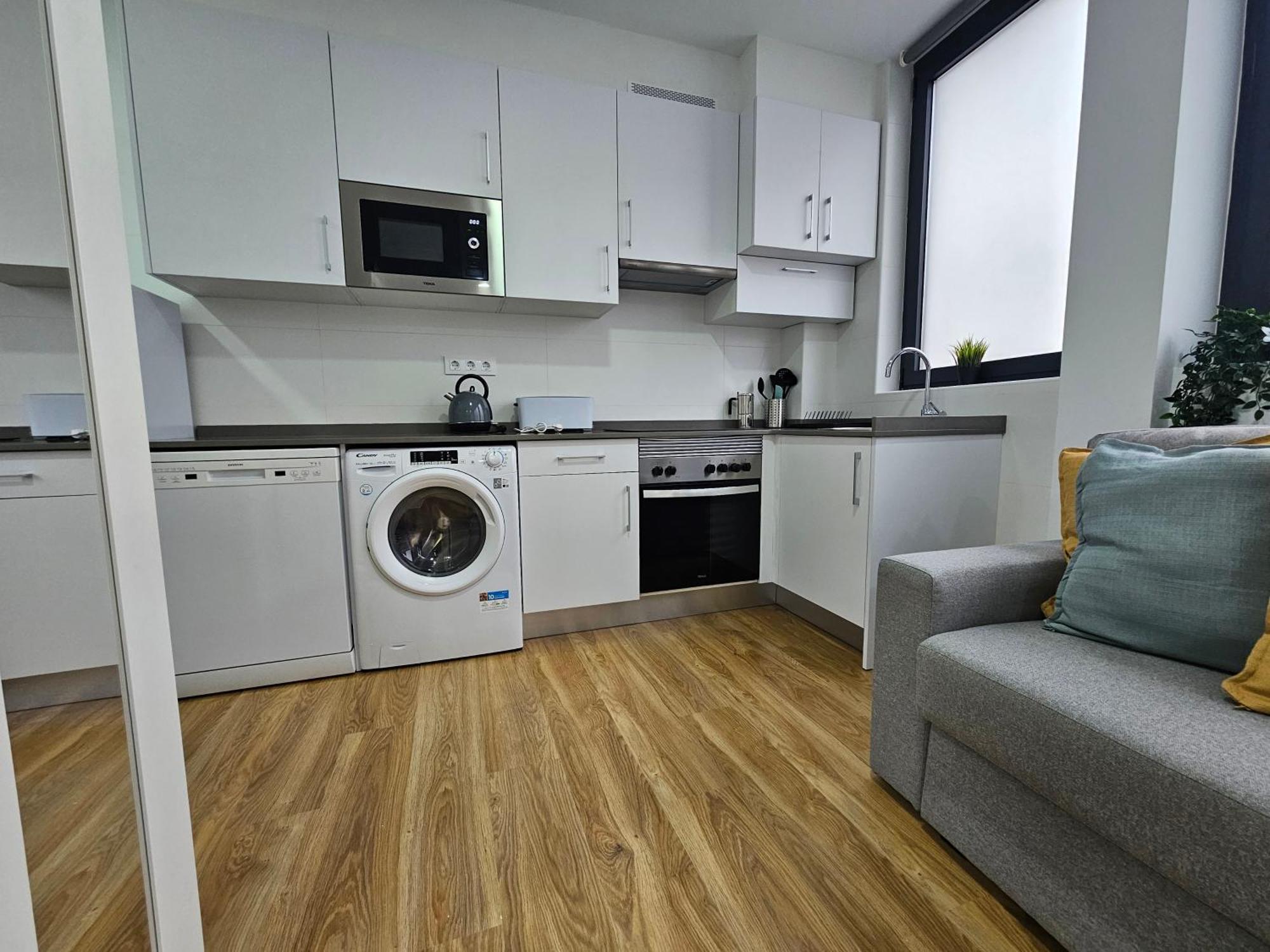 Apartamentos Aptio Oviedo Esterno foto